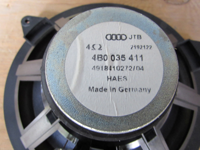 Audi TT Mk1 8N Door Speaker 4 Ohm, Right 4B00354115